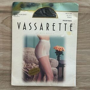 Vassarette Lace Trim Shimmer Ultra Sheer Hosiery New With Tags